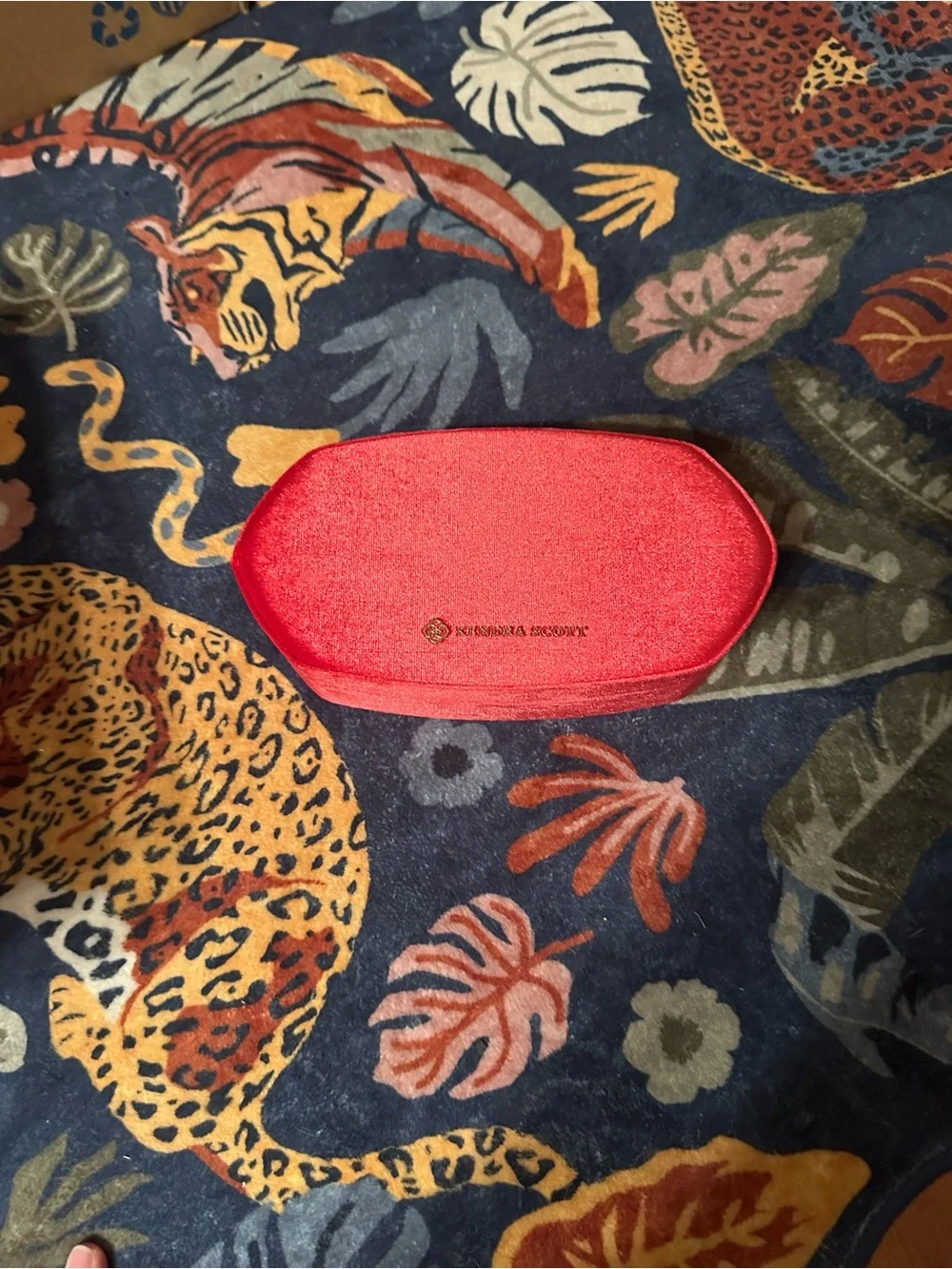 3/$25 ✨ Kendra Scott Pink Satin Oval Travel Jewelry Case Organizer
